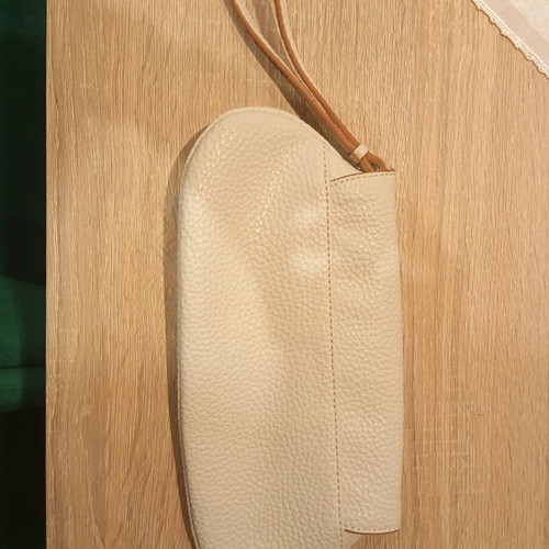 Kem bag like new, beige evening with inner pocket