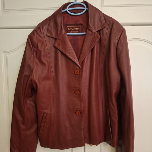Γυναικείο δερμάτινο σακάκι blazer, μέγεθος M, άριστη κατάσταση