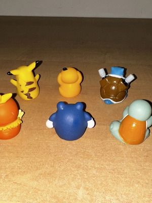 Pokemon slider figures set