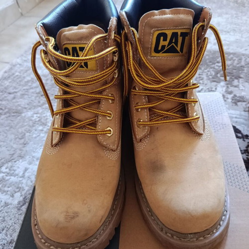 CAT men's boots size 41 used, yellow leather, wide fit
