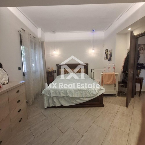 Apartment renovated ground floor 108 m² Keratsini Kokkino Vrachos