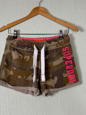 Superdry shorts new, size XS, green cotton