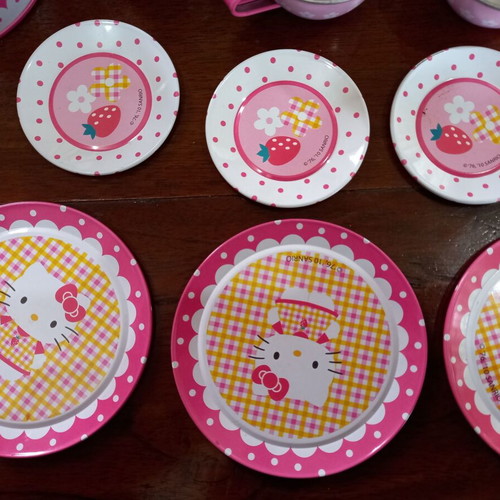 Hello Kitty metal tea set 14 pieces used