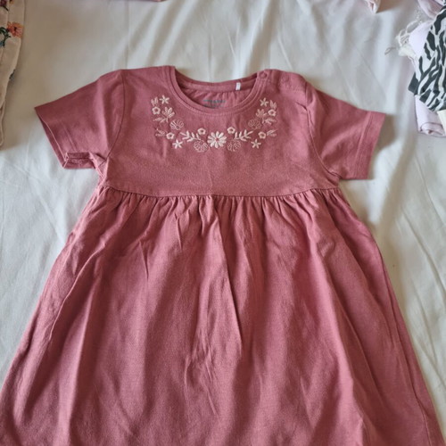 Girls' clothes like new, 3 sets and 1 dress for 18 months
