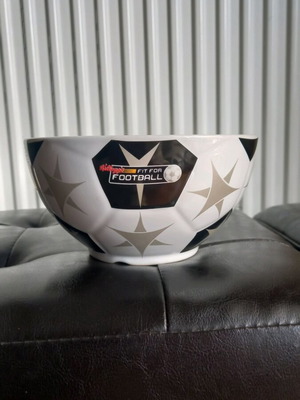 Kellogg's Fit for Football 2006 collectible bowl new, ceramic