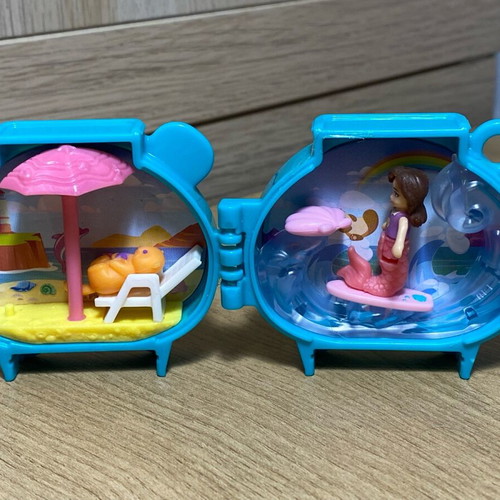 Polly Pocket with Mermaid and Otter like new