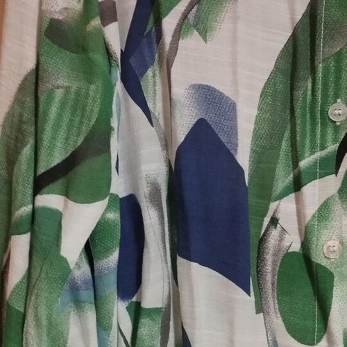 Green floral blouse XL like new, wide and long fit