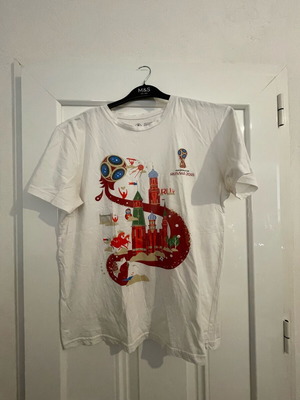 FIFA official Russia 2018 World Cup T-shirt L μεταχειρισμένο