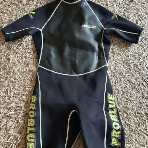 Problue diving suit like new