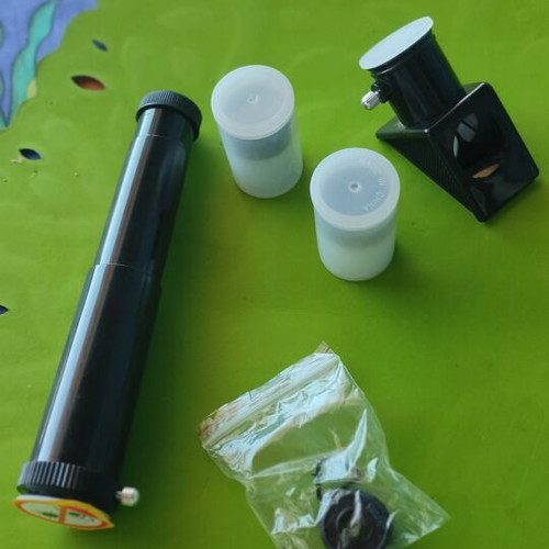 National Geographic Telescope 50/600 like new with all parts