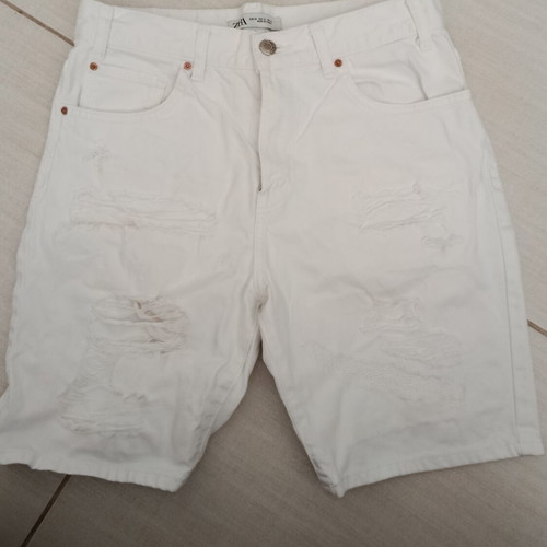 Men's denim bermudas Zara used, white and blue distressed