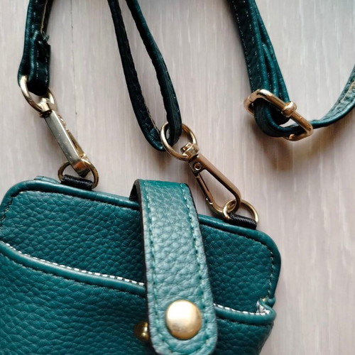 Crossbody bag new green for mobile with compartments