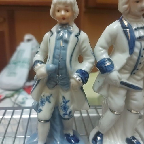 Victorian Era Figurines like new, set of 4 pieces