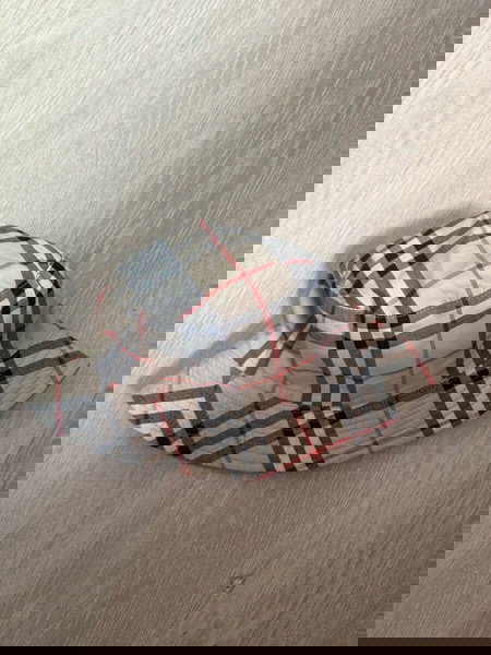 Burberry καπέλο