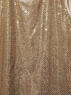 Σετ πουκάμισο και τοπ μεταχειρισμένα, κρεμ με χρυσαφί γυαλιστερό ύφασμα