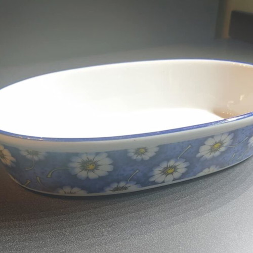 Porcelain bakeware new, set of 2, Vicko fine porcelain
