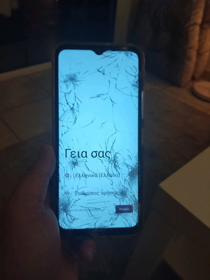 Cosmote T Phone 3 used with broken screen