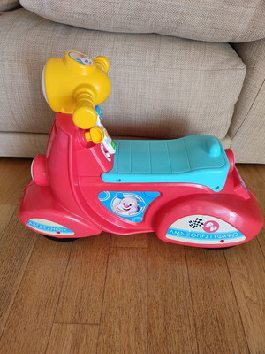 Fisher Price Laugh & Learn Smart Stages Scooter used for 12+ months