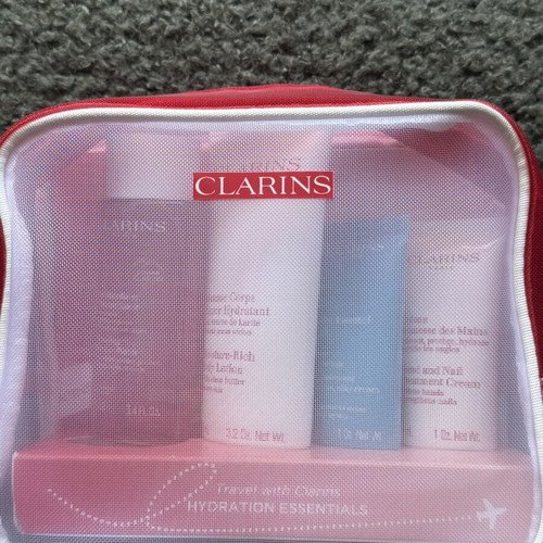 Clarins Head-To-Toe Moisturizing Essentials Set