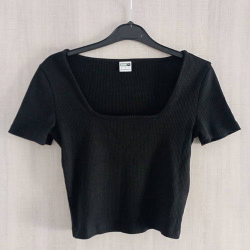 Puma short sleeve shirt with square neckline new, black, size S