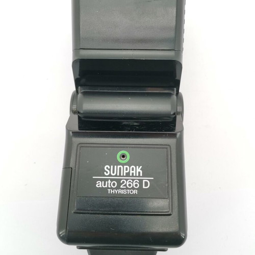 Sunpack auto 266D camera flash used functional