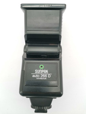 Sunpack auto 266D camera flash used functional