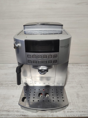 De'Longhi Magnifica S Plus Automatic Coffee Machine with Digital Display