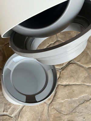 Chicco diaper disposal bin