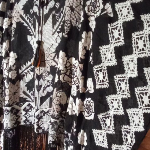 Tally Weijl Poncho Blouse with Black Fringes new