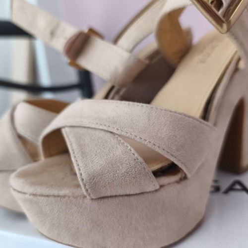 Beige suede sandals size 36 used with thick heel and ankle strap