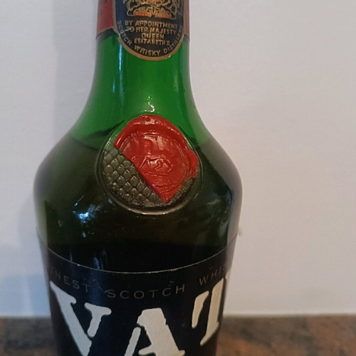 Whisky Vat 69 bottle sealed like new
