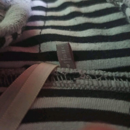 Baby jumpsuit like new, convenient with 2 zippers, 6 months