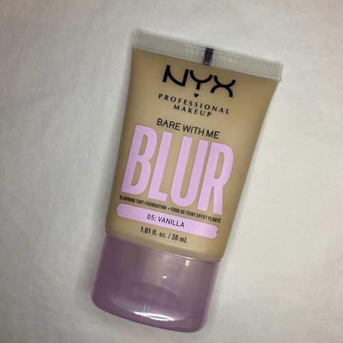 Nyx Bare With Me Blur Blurring Tint Foundation 05 Vanille new