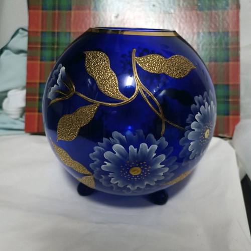 Murano blue glass vase new with special details