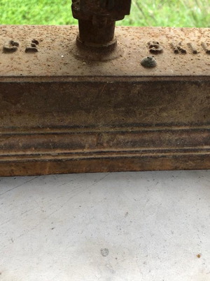 Vintage 5-Kilogram Scale