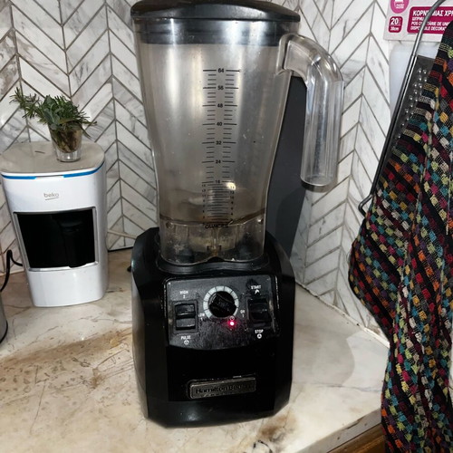 Hamilton Beach blender model HBH-550 like new