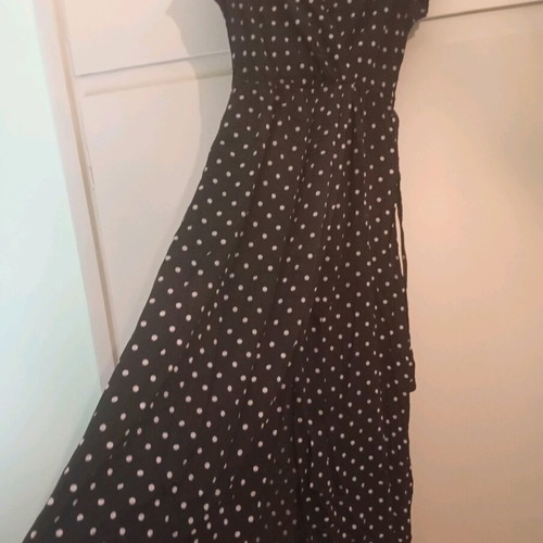 Maxi dress black polka dot like new, medium, cotton summer