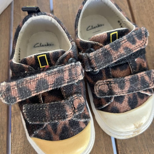 Clark’s baby shoes size 21