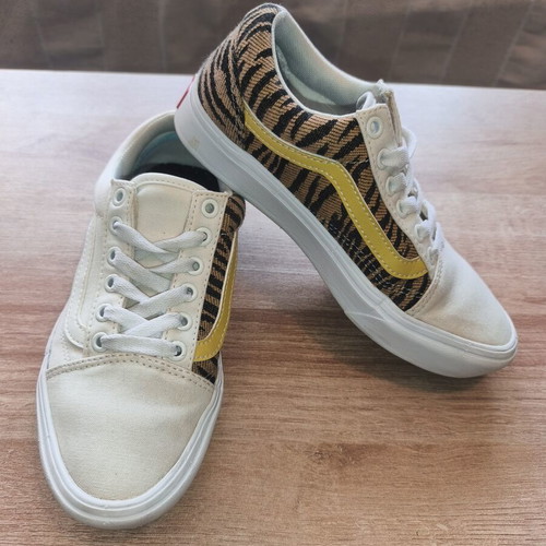 Vans Old Skool Comfycush women's sneakers size 36, beige tiger print