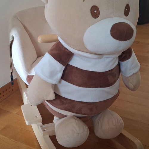 Cangaroo Bear rocking plush toy like new with music functions