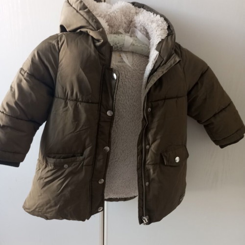 Unisex children's jacket with inner fur 3-4 years like new