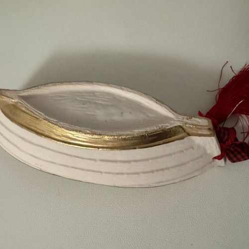 Decorative boat charm beige with gold and red tassel new 29 cm