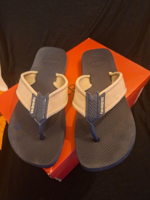 Ανδρικές σαγιονάρες Havaianas μεταχειρισμένες, εκρού και μπλε σκούρο, μέγεθος 41