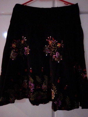Absolute women's skirt used, black corduroy L - XL with zipper