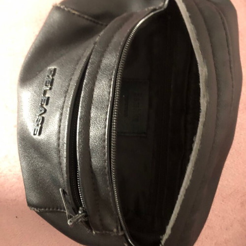 Waist bag used, black, 2 external and 1 internal pocket