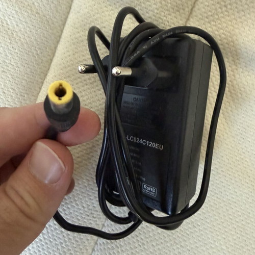 Charger with rare plug like new