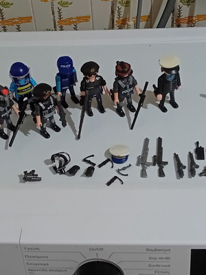 Playmobil special police forces like new with equipment