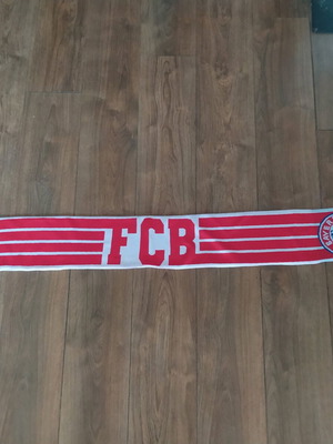 Bayern M football scarf like new, authentic