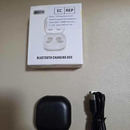Bluetooth charging box M010 for wireless earbuds