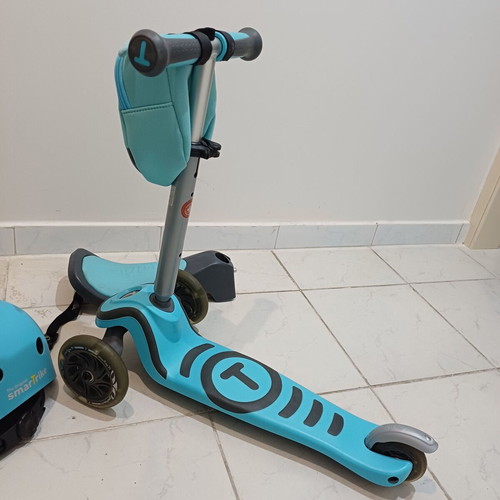 SmarTrike scooter like new for toddlers 15 months to 5 years